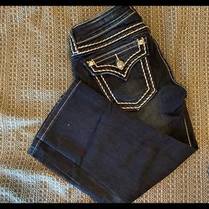 EUC - Miss Me capris - size 26